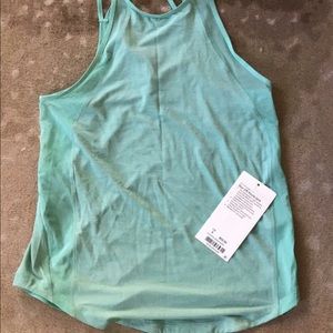 Lululemon Run off Route Tank